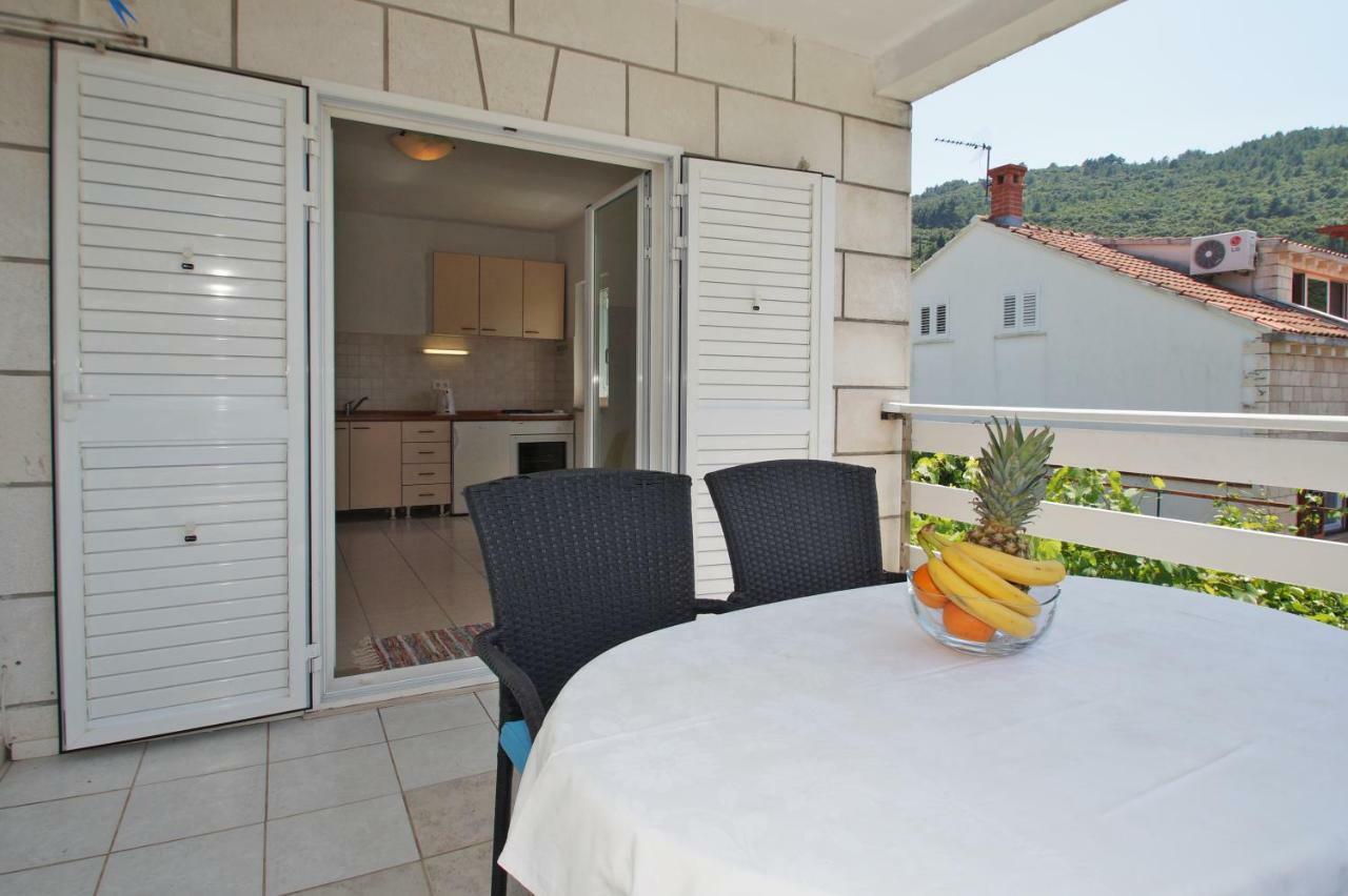 Vita Apartments Zrnovo Buitenkant foto