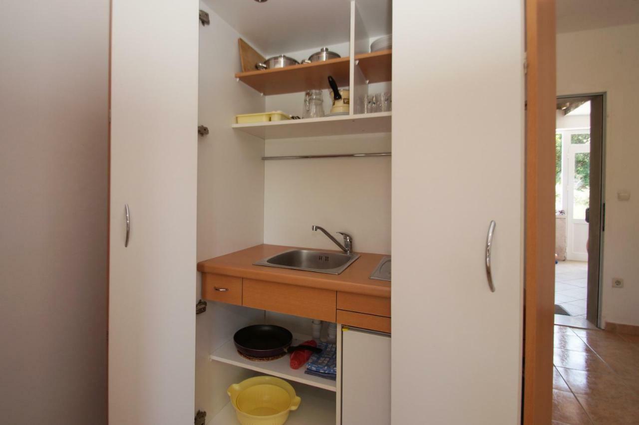 Vita Apartments Zrnovo Buitenkant foto