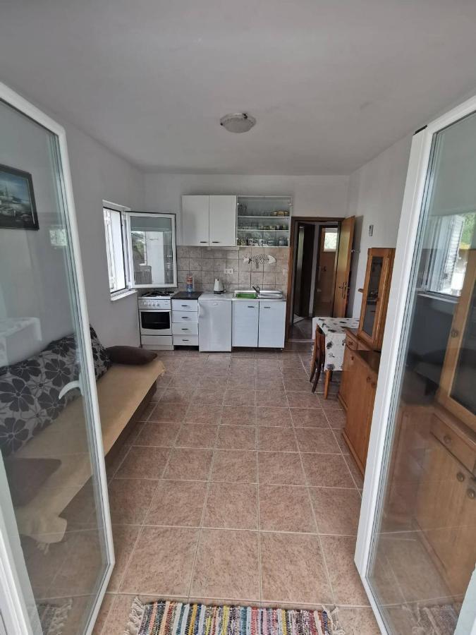 Vita Apartments Zrnovo Buitenkant foto