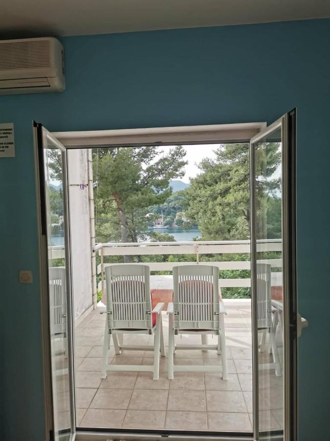 Vita Apartments Zrnovo Buitenkant foto